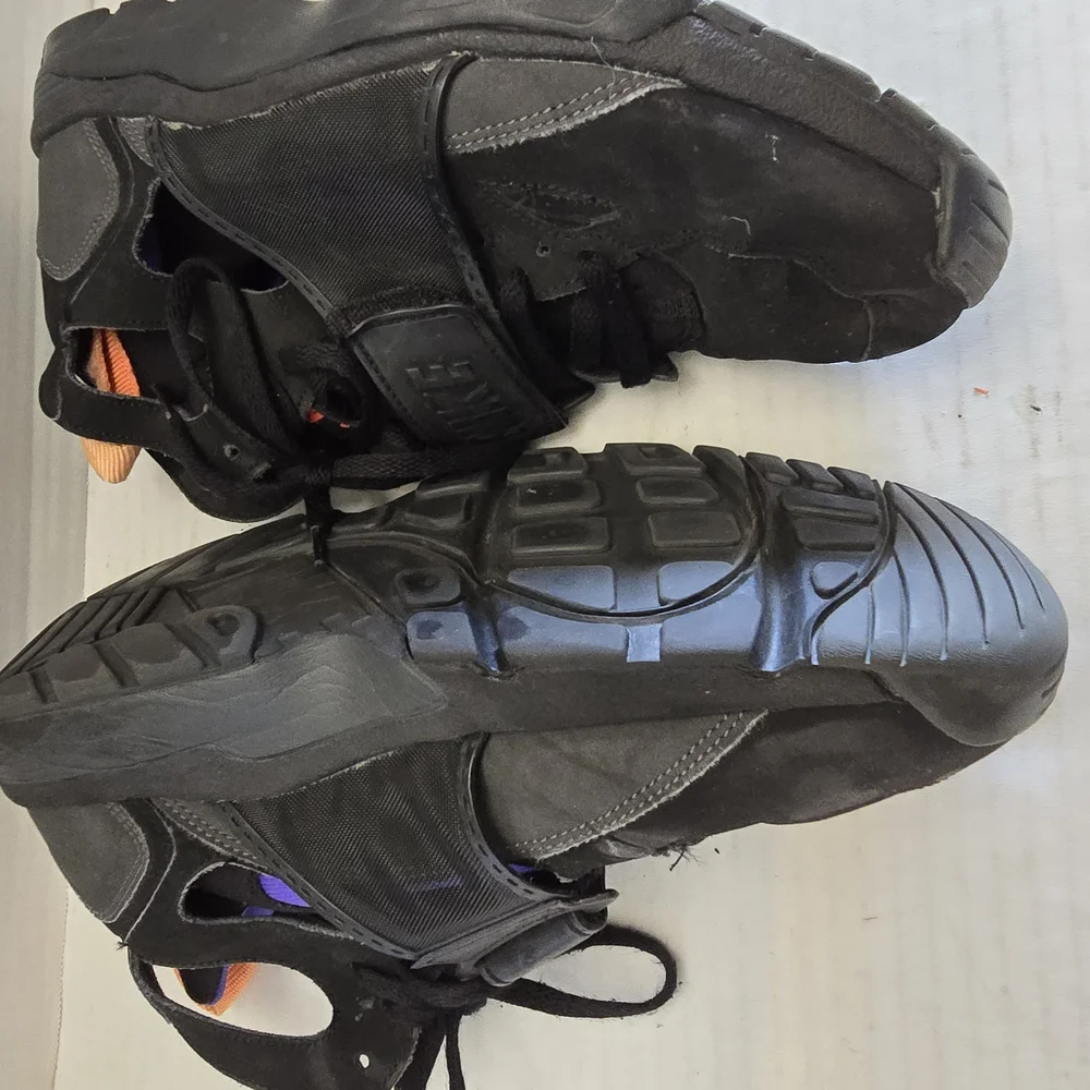 Nike Black High-Top Athletic Shoes with Chunky Sole‎